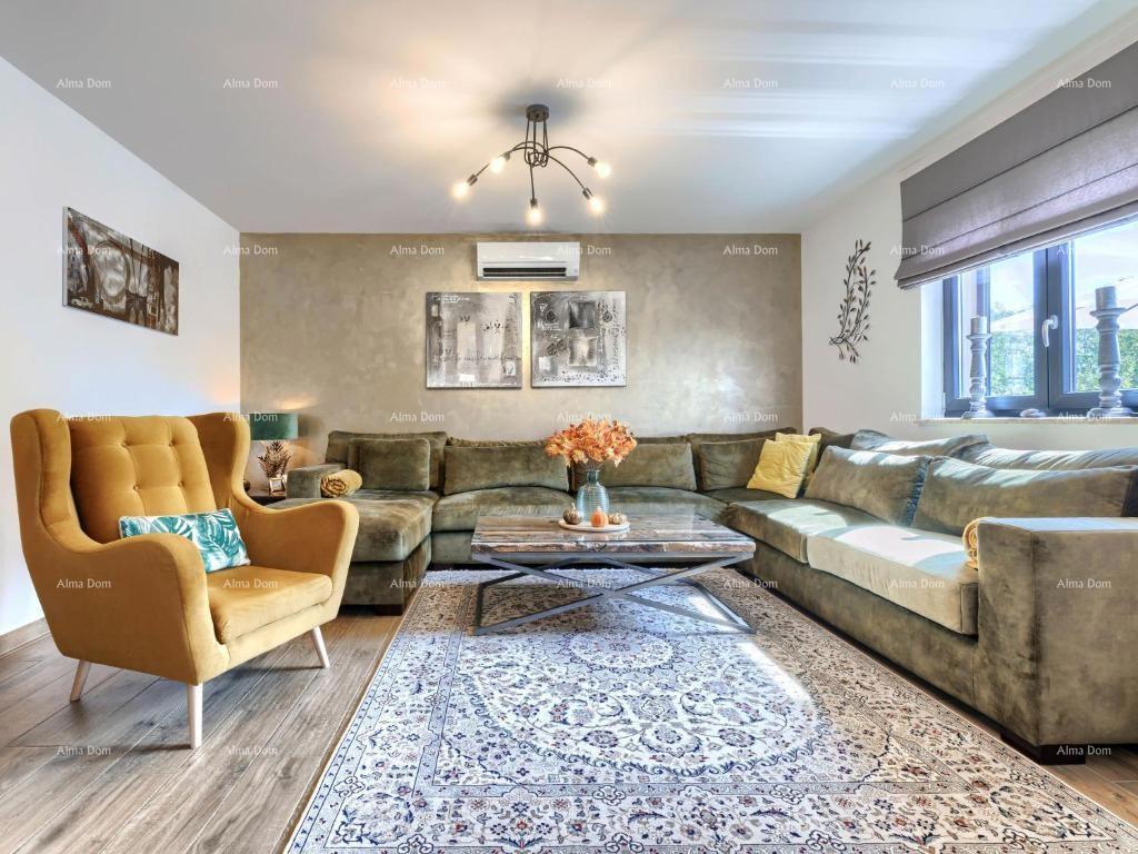 Prodaja luksuzne vile s bazenom u zelenoj oazi u okolici Labina