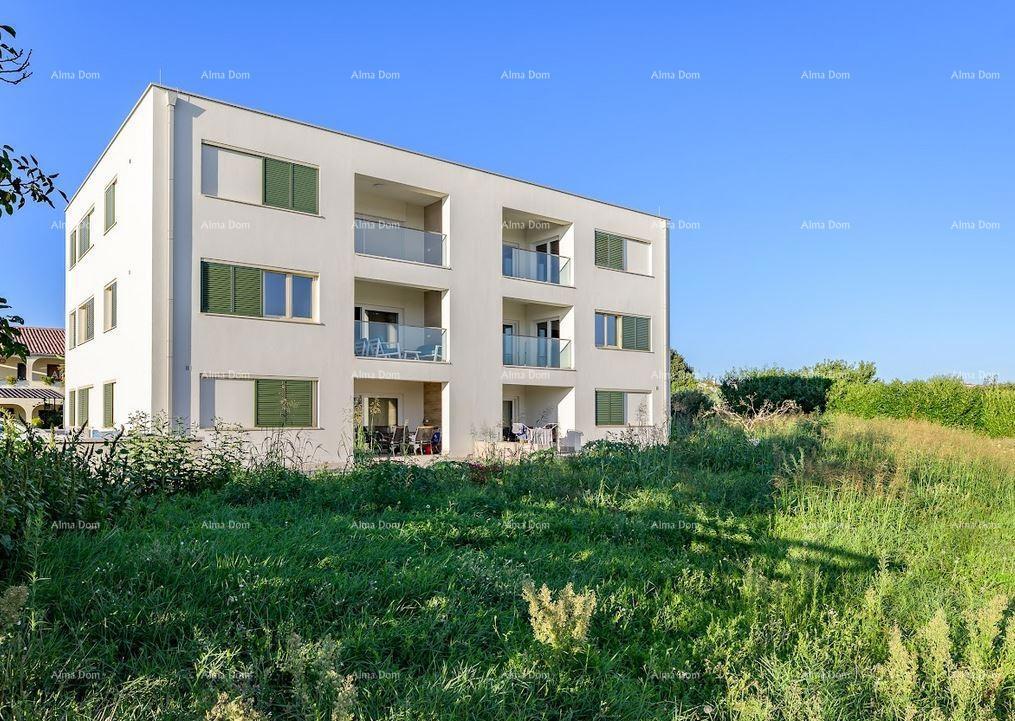 Prodamo stanovanje, Poreč