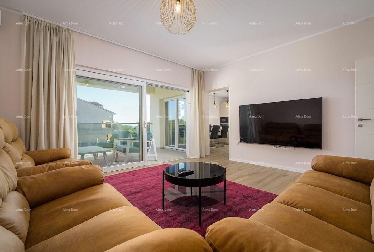 Prodamo stanovanje, Poreč