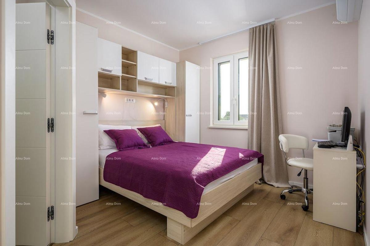 Prodamo stanovanje, Poreč