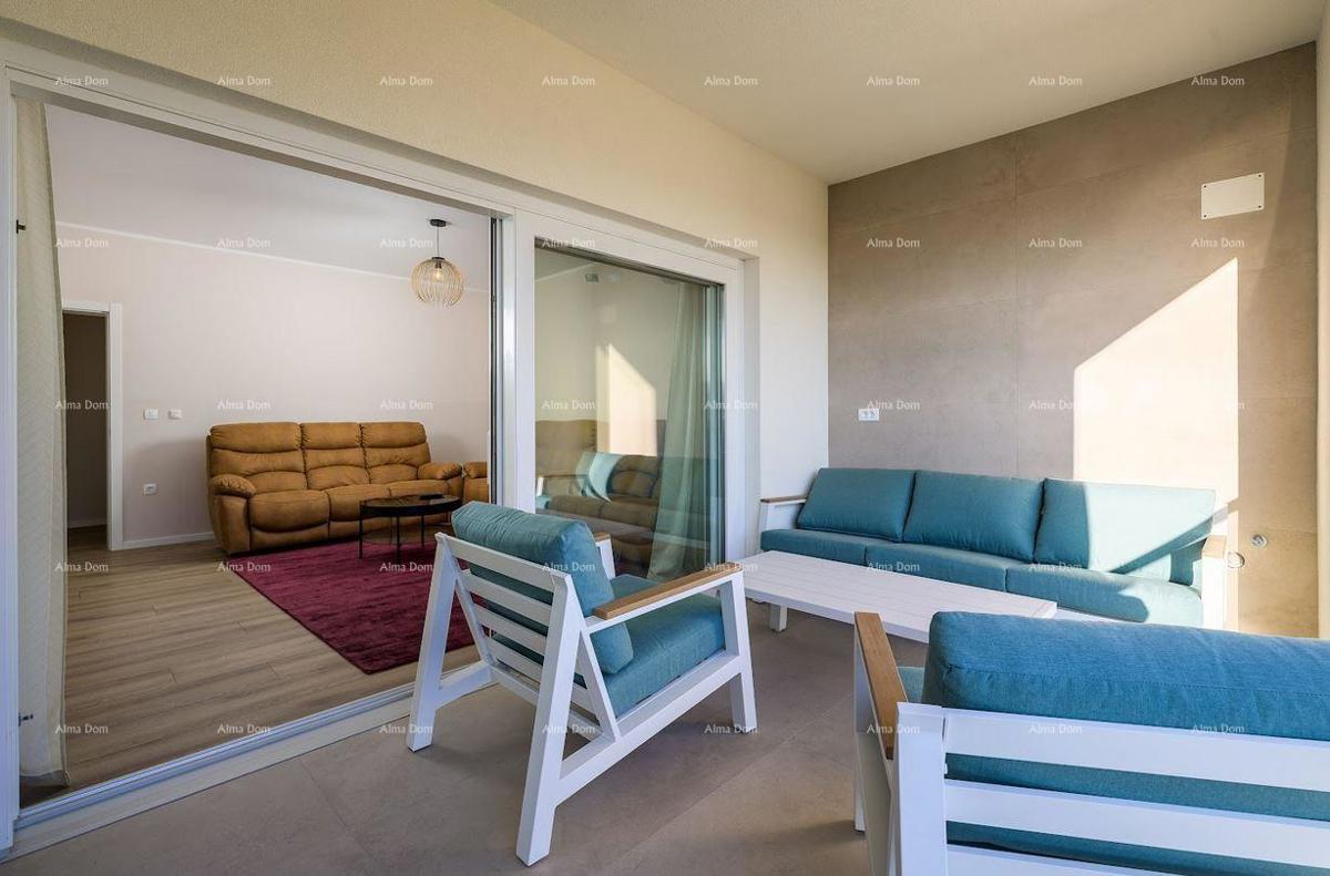 Prodamo stanovanje, Poreč