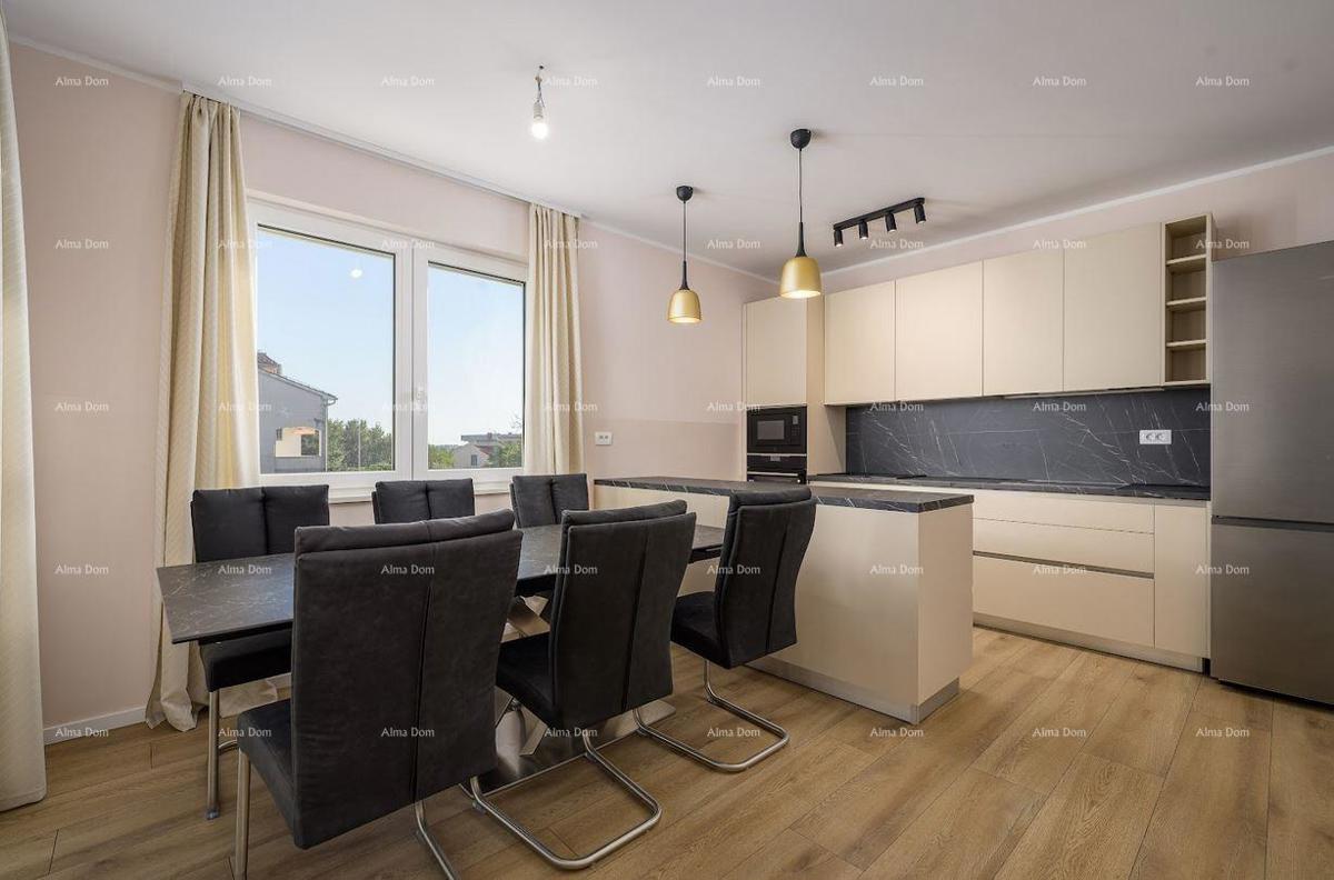 Prodamo stanovanje, Poreč