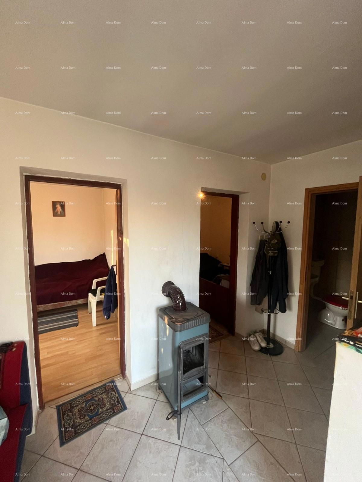 Prodaja samostojeće kuće u Fažani.