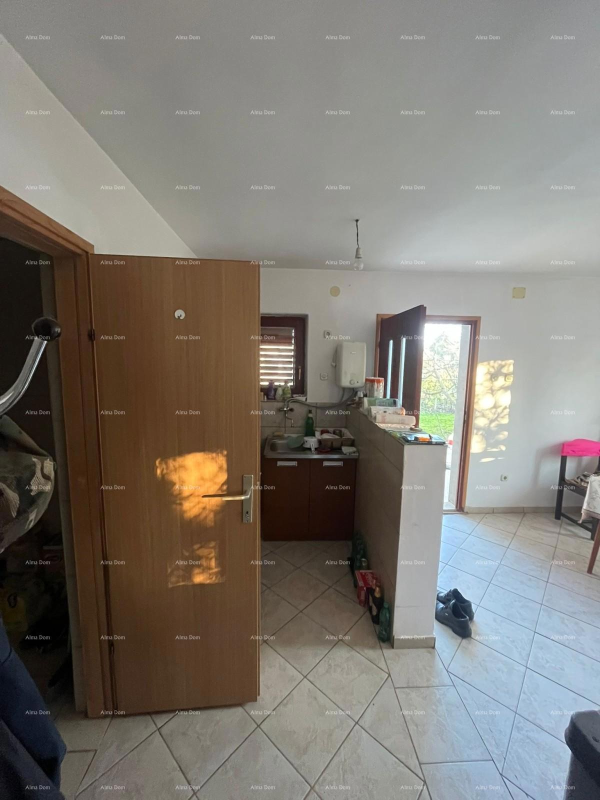 Prodaja samostojeće kuće u Fažani.