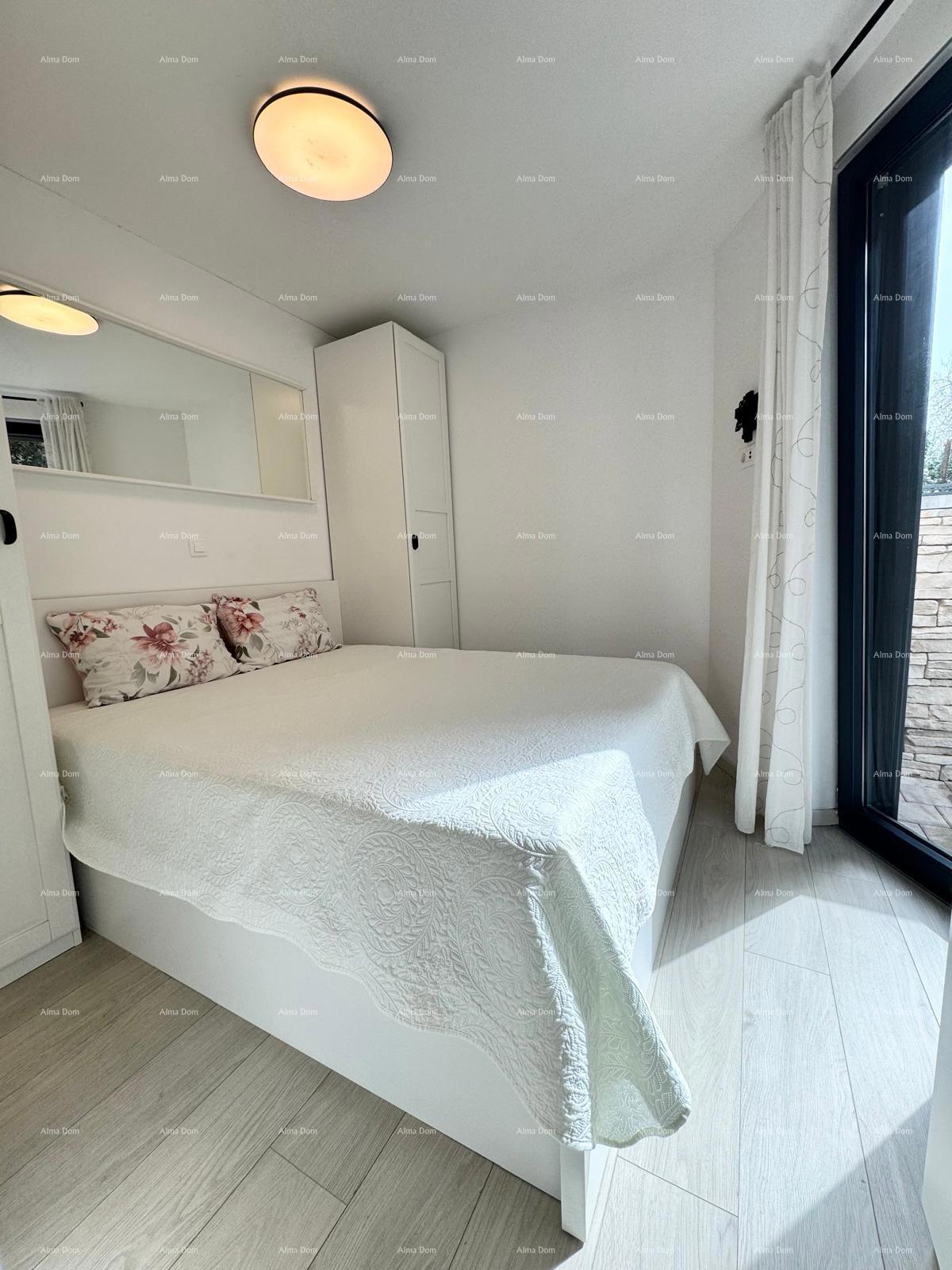 Moderno uređen stan 200 metrov od morja v Banjolah