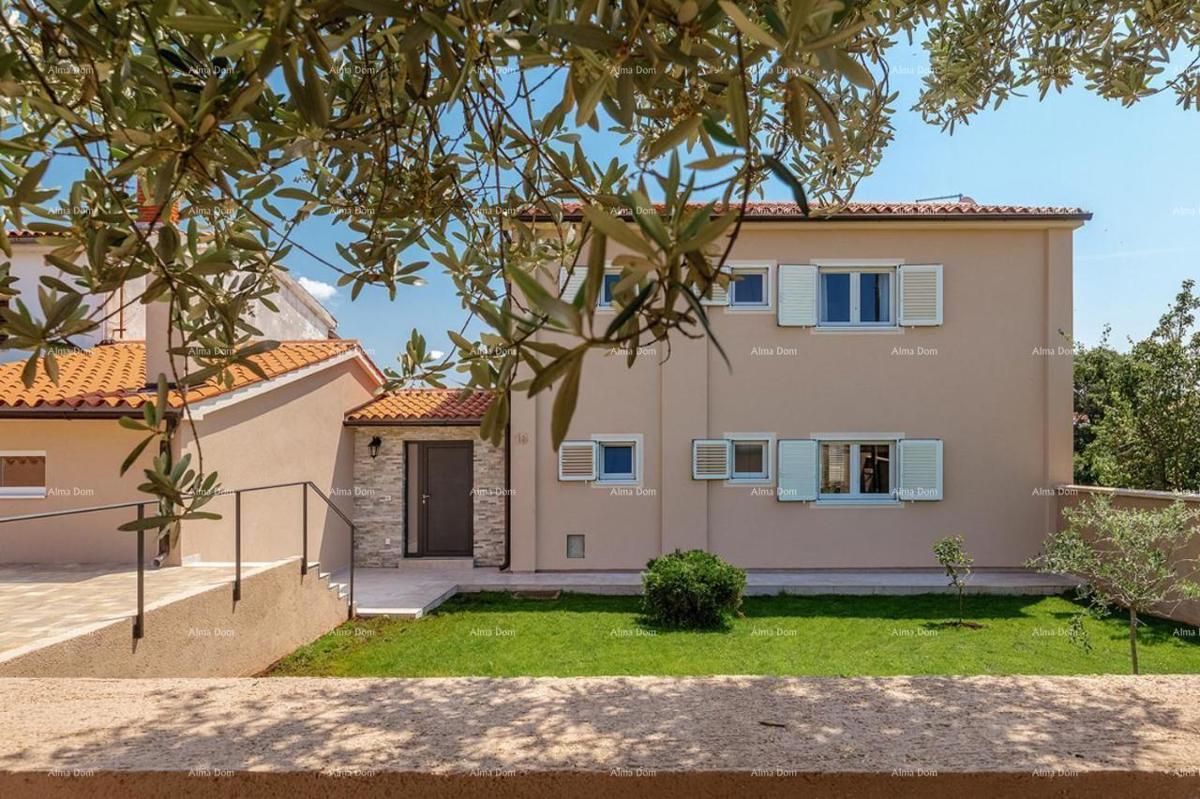 Novo! Čudovita vila v bližini Pule.Štinjan.