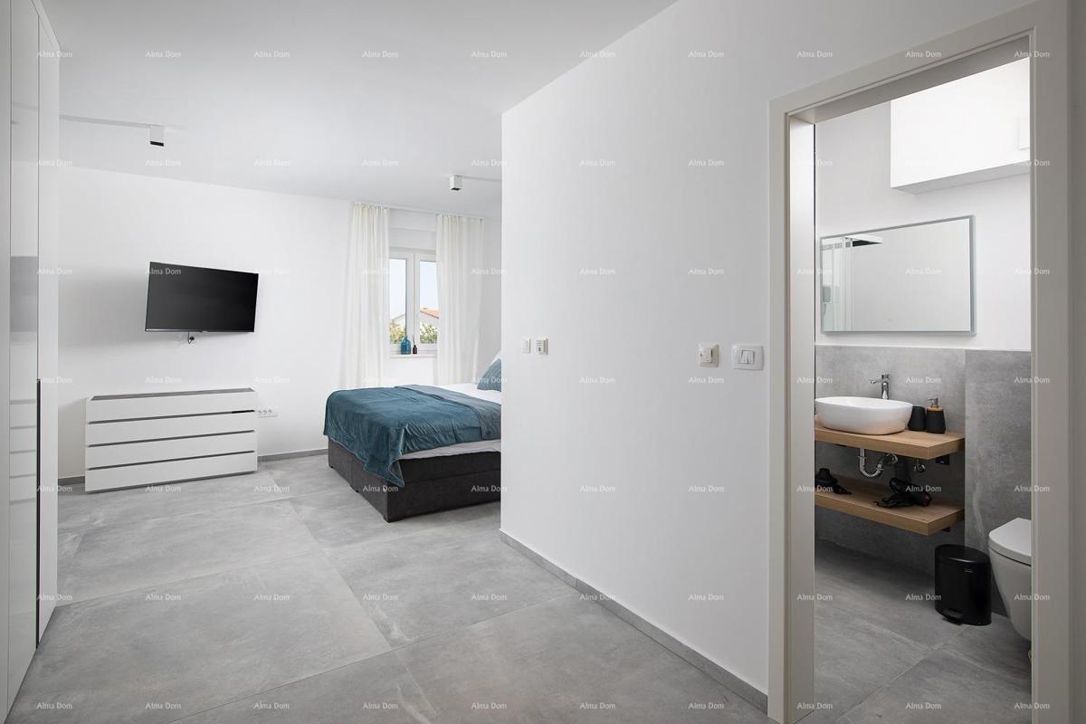Prodajamo penthouse s pogledom na morje v Fazani