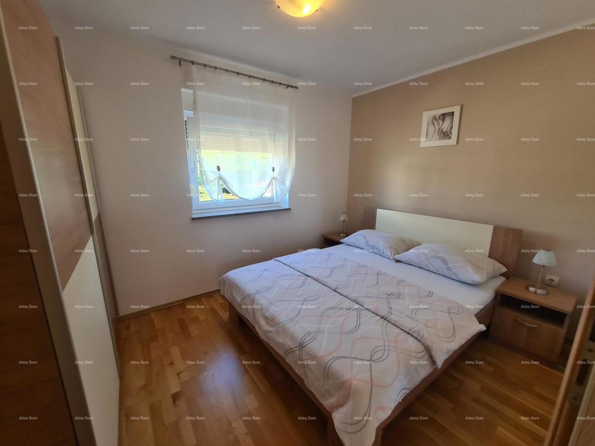 Medulin! Hiša s 6 ločenimi stanovanjskimi enotami!
