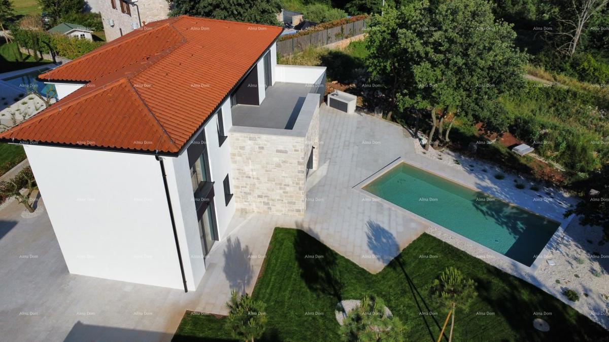 Atraktivna, visoko kakovostna, moderna vila s bazenom. Sv. Lovreč, okolica Poreča!