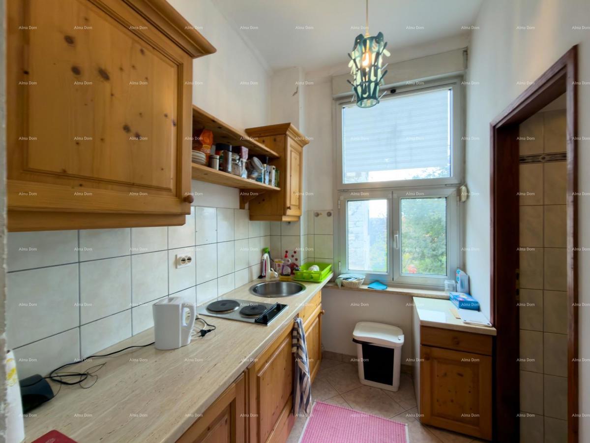 Prodamo enosobno stanovanje v Puli