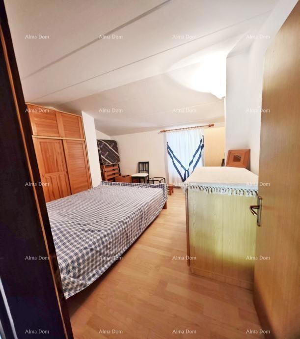 Červar Porat, Čudovit dvoetažni apartma, 39m2 – 400 m od morja
