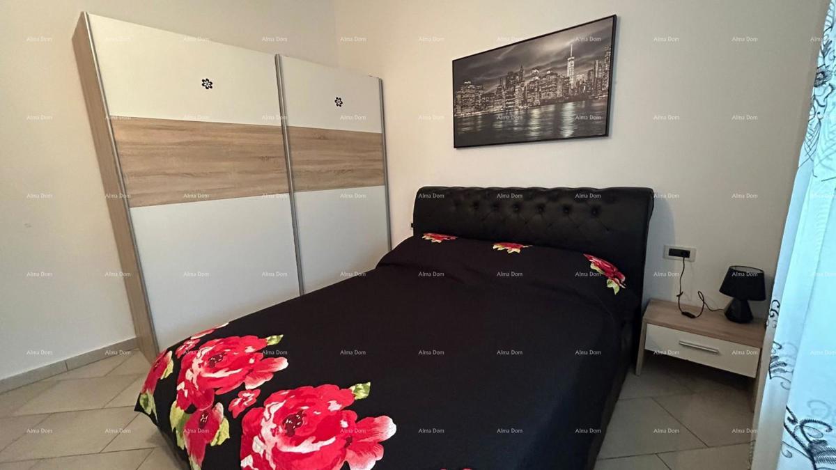 Pula Veli vrh. Prodajamo hišo z več apartmaji in bazenom.