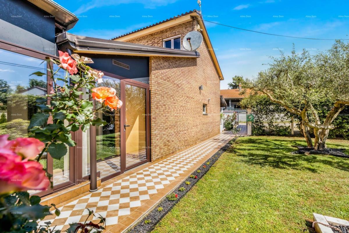 Prodamo dve povezani hiši v Pomeru