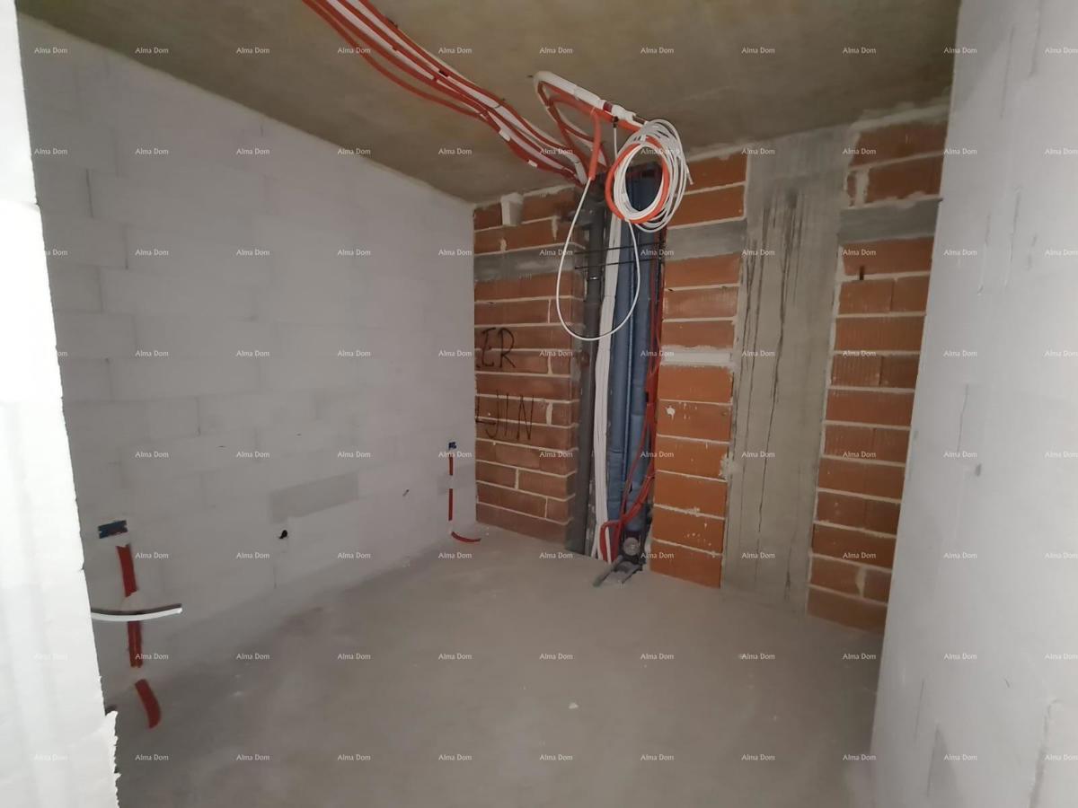 Prodaja poslovnega prostora v stanovansko-poslovni stavbi, blizu centra, Pula! L1