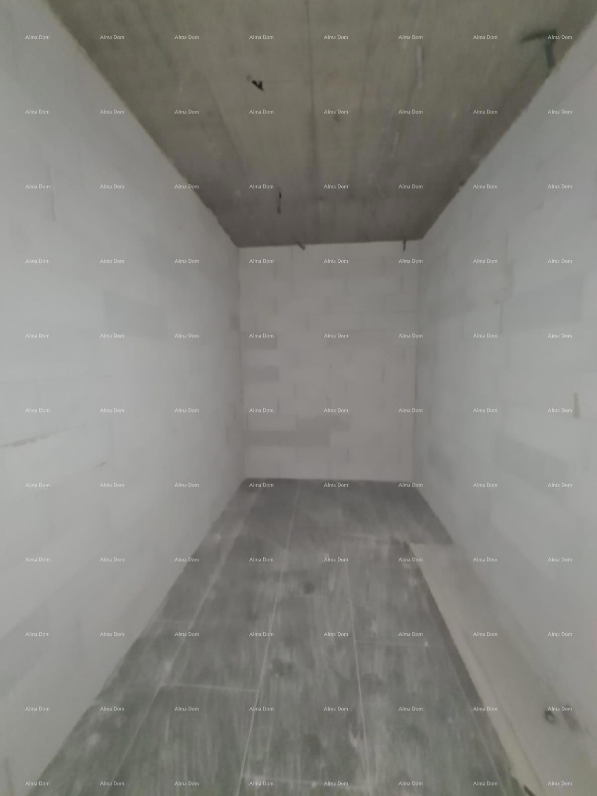 Prodaja poslovnega prostora v stanovansko-poslovni stavbi, blizu centra, Pula! L1