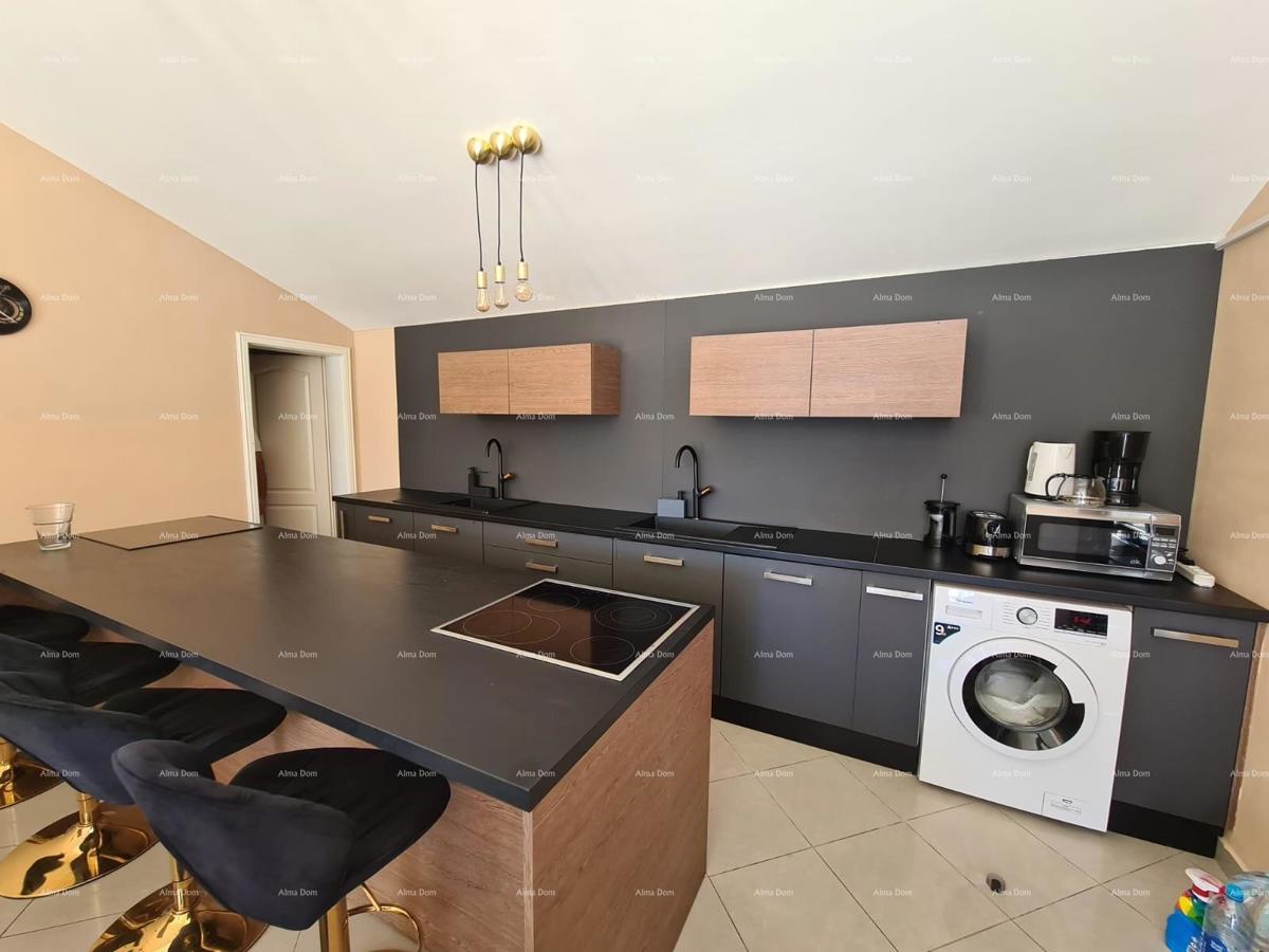 Na prodaju hiša s bazenom – Valtura