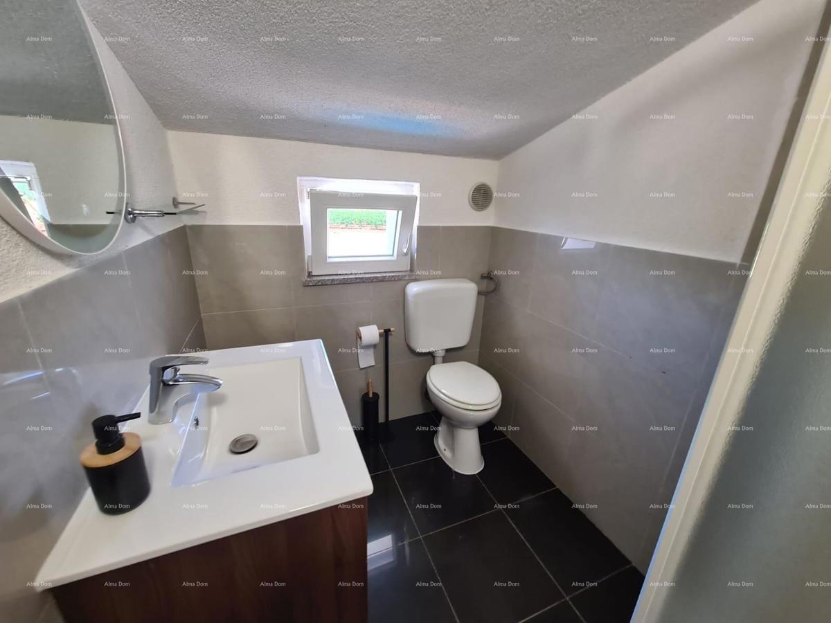 Na prodaju hiša s bazenom – Valtura