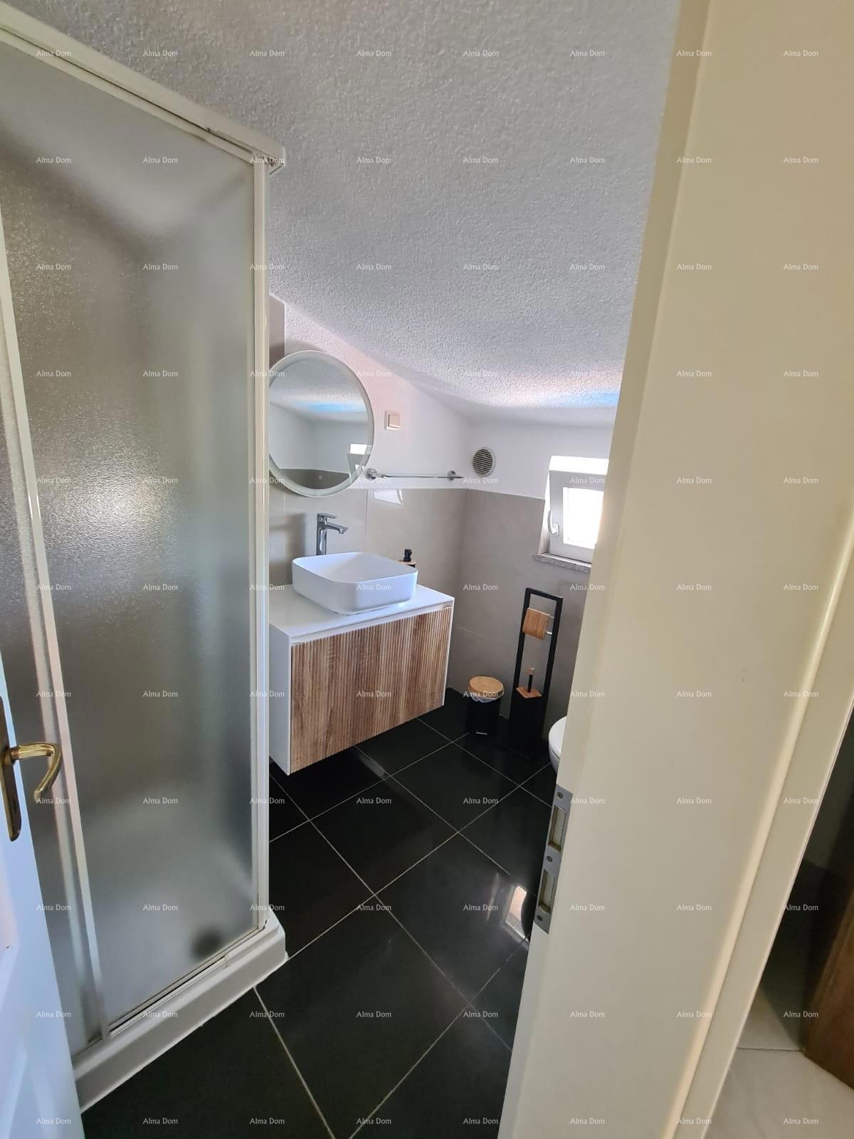 Na prodaju hiša s bazenom – Valtura