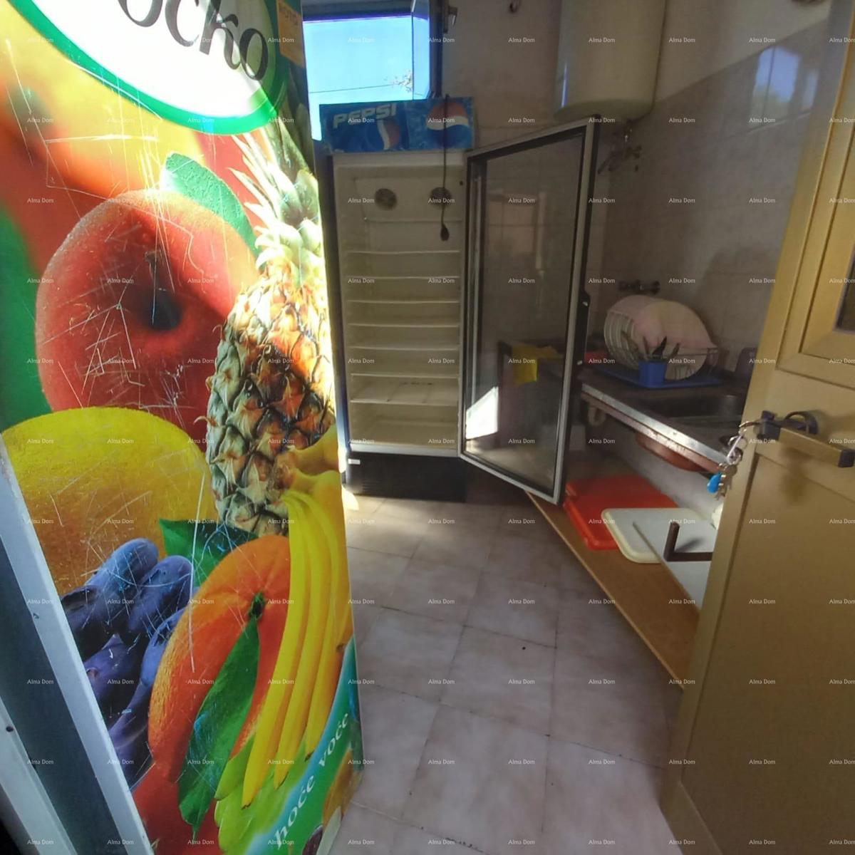 Prodamo caffe bar picerijo v Marčani