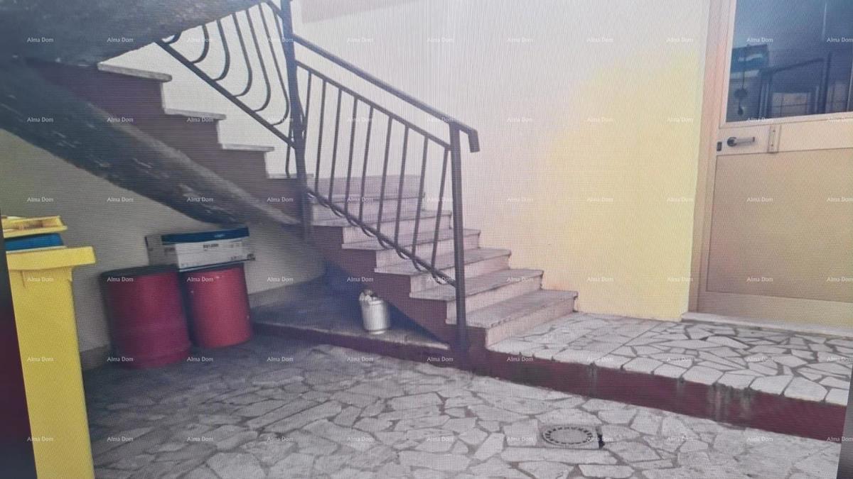 Prodamo caffe bar picerijo v Marčani