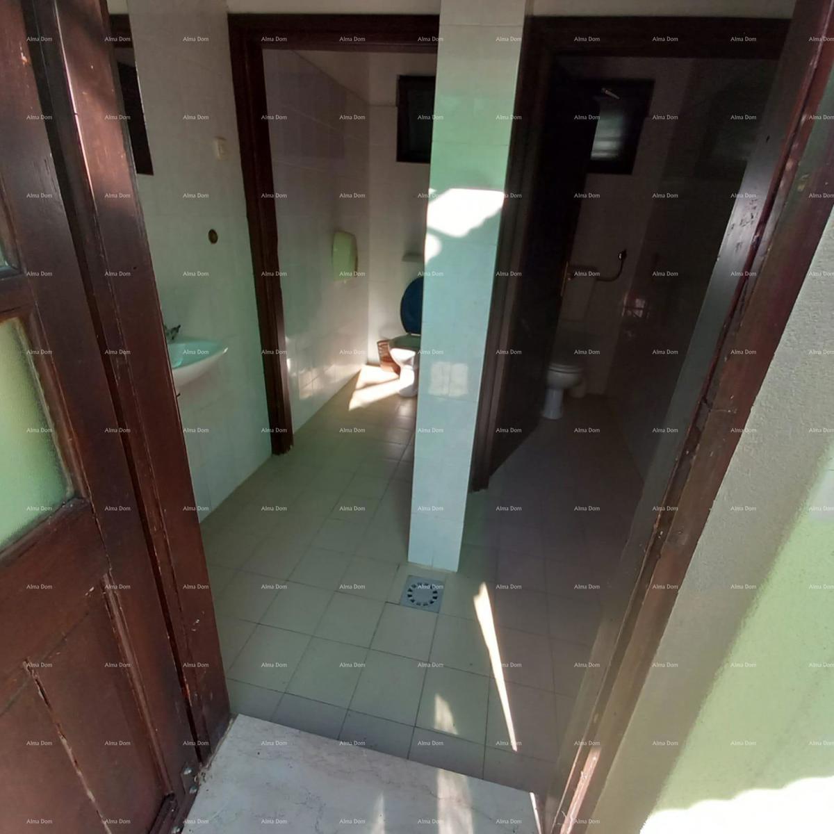 Prodamo caffe bar picerijo v Marčani