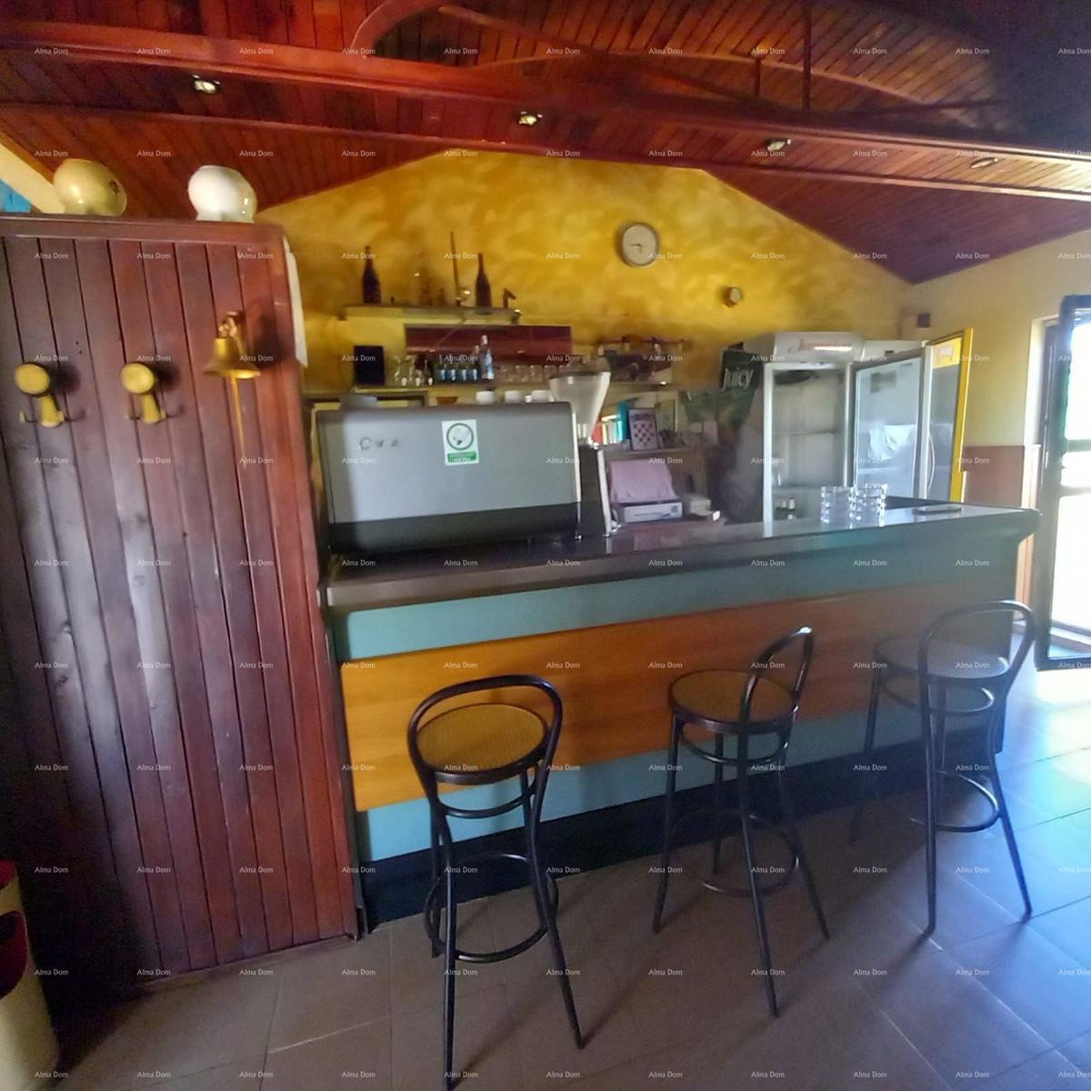 Prodamo caffe bar picerijo v Marčani