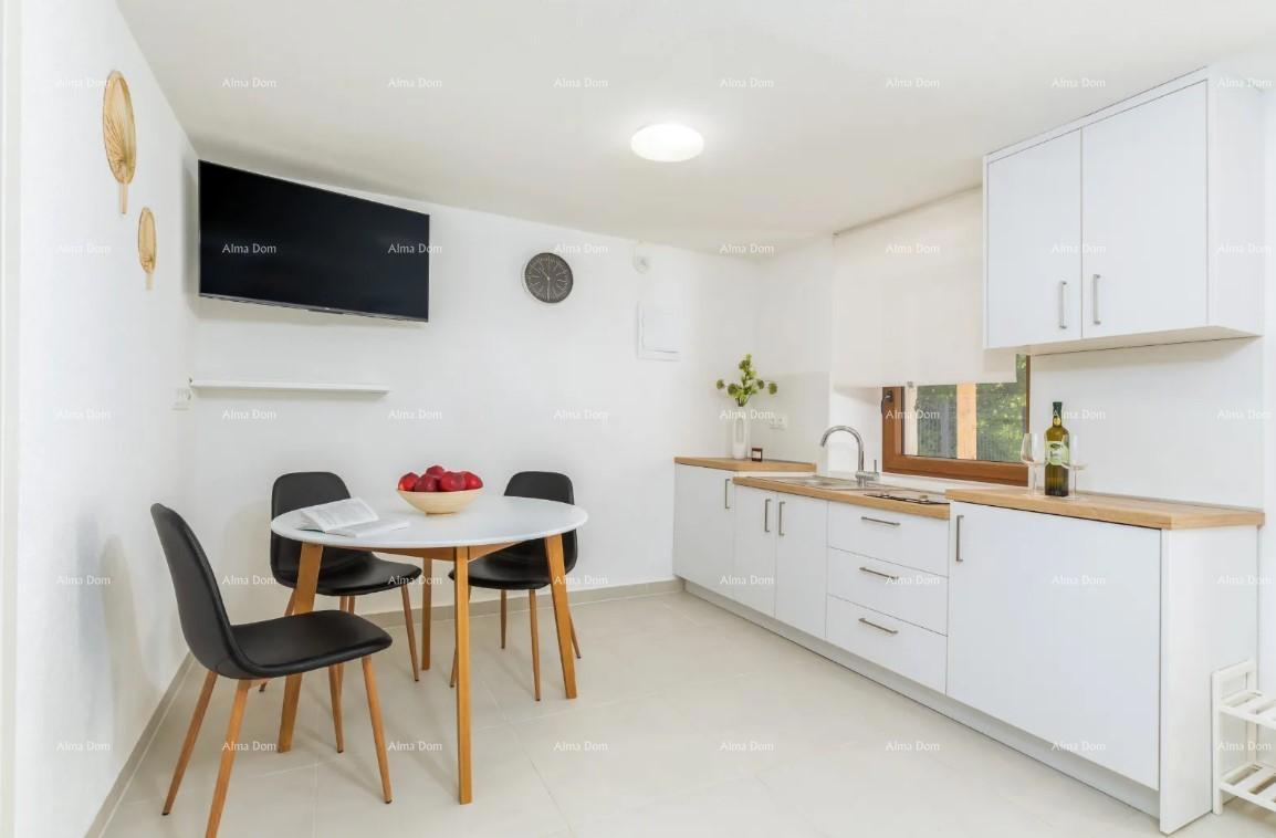 Prodamo kamnito hišo