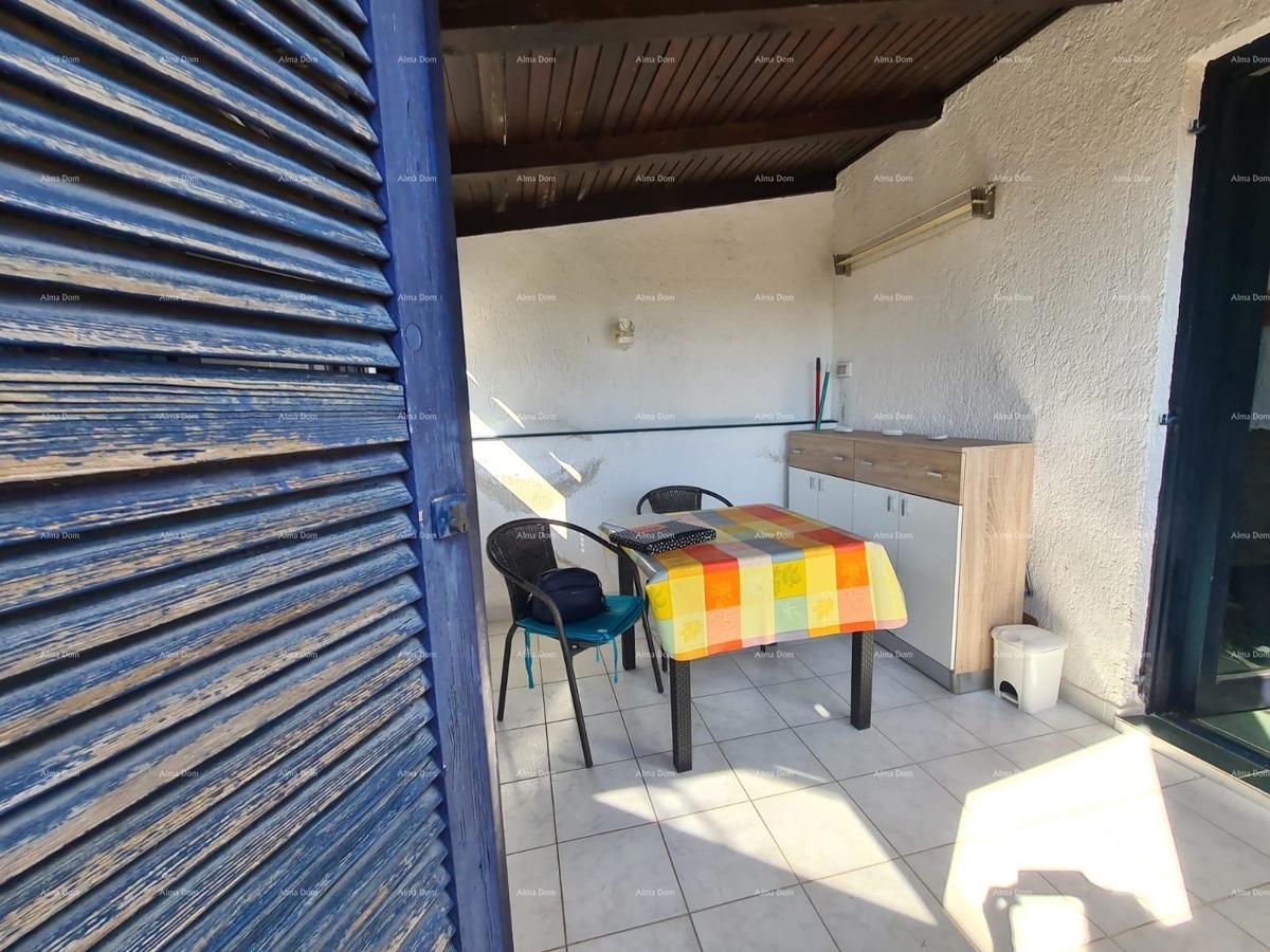Apartma na prodajo v Barbarigi – prva vrsta do morja