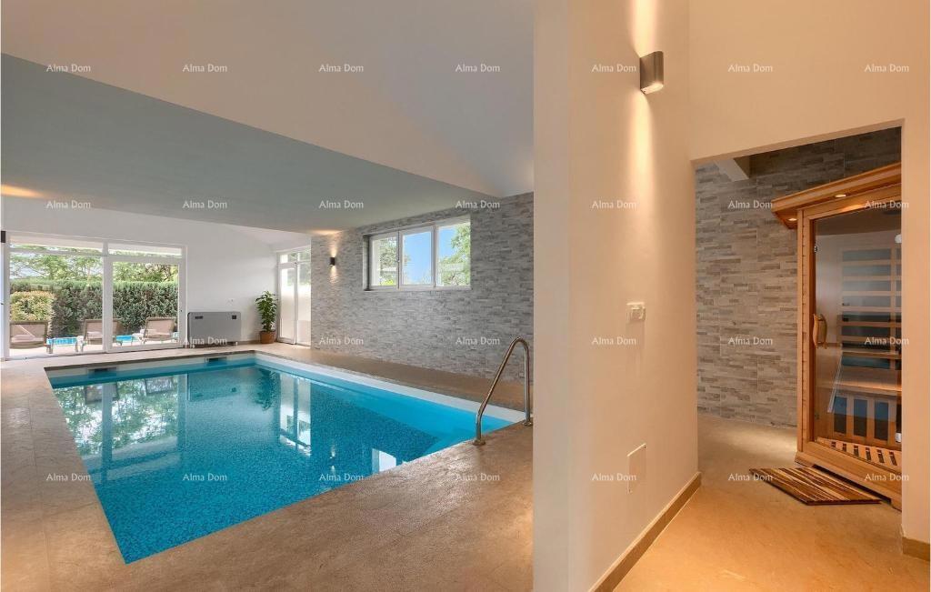 Žminj! Izjemna moderna vila, obkrožena nedotaknjeno naravo.