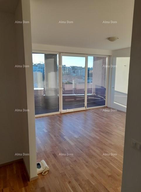 REZERVIRANO!!! Prodaja - stan s garažnim mestom na odlični lokaciji, Pula!