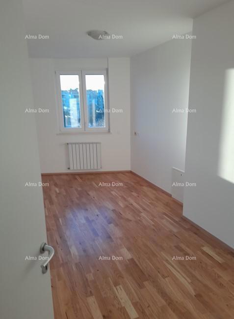 REZERVIRANO!!! Prodaja - stan s garažnim mestom na odlični lokaciji, Pula!