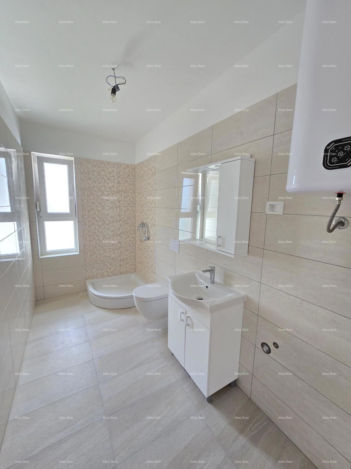 Prostran stan v Fažani, blizu centra in morja, popoln za življenje ali počitnice!