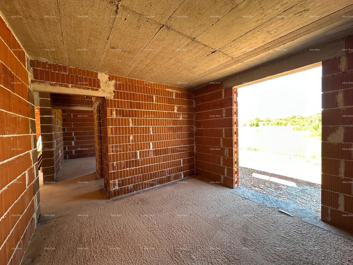 Prodaja stanov v novogradnji s parkirnim mestom - 500 m od morja – Barbariga!