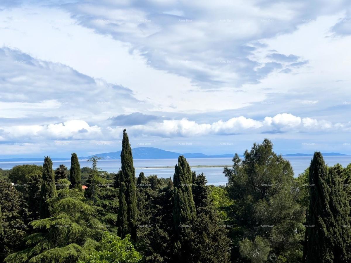 Prodamo stanovanje s čudovitim pogledom na morje! Premantura!