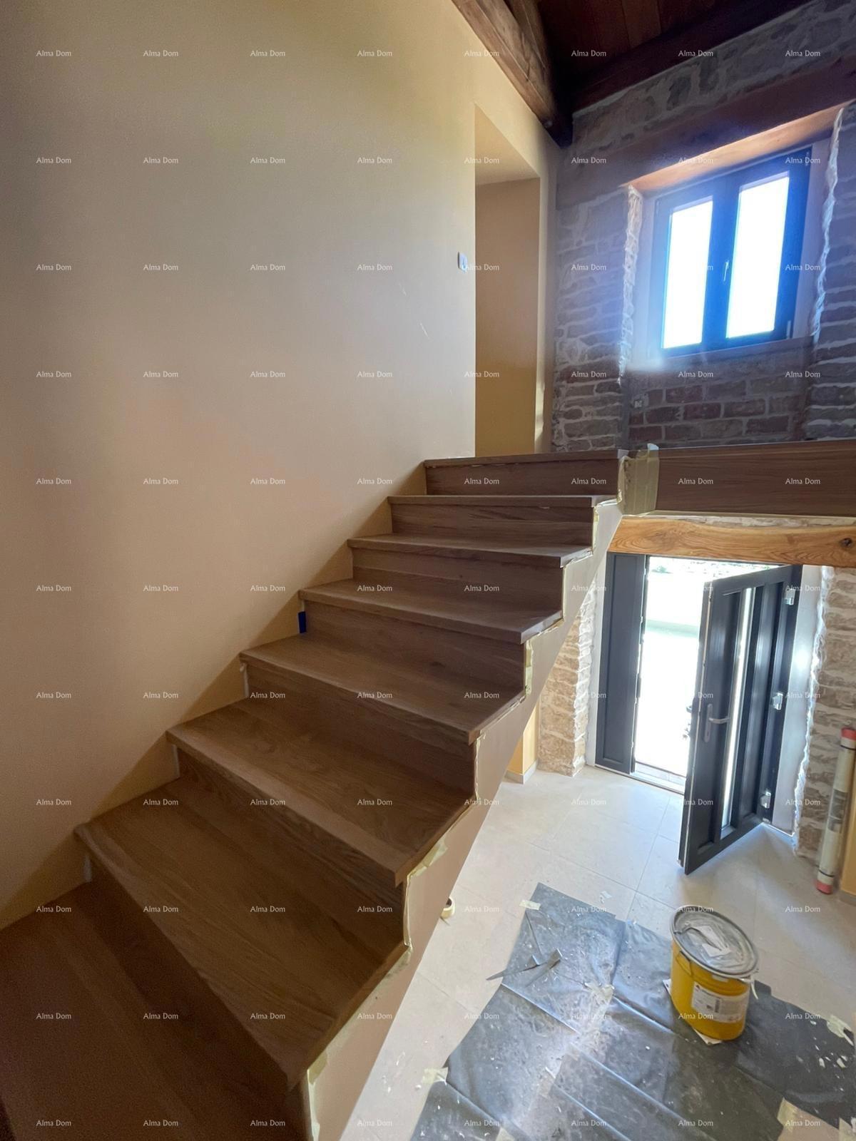 Renovirana istarska hiša s bazenom in dvoriščem – mirna lokacija, občina Barban