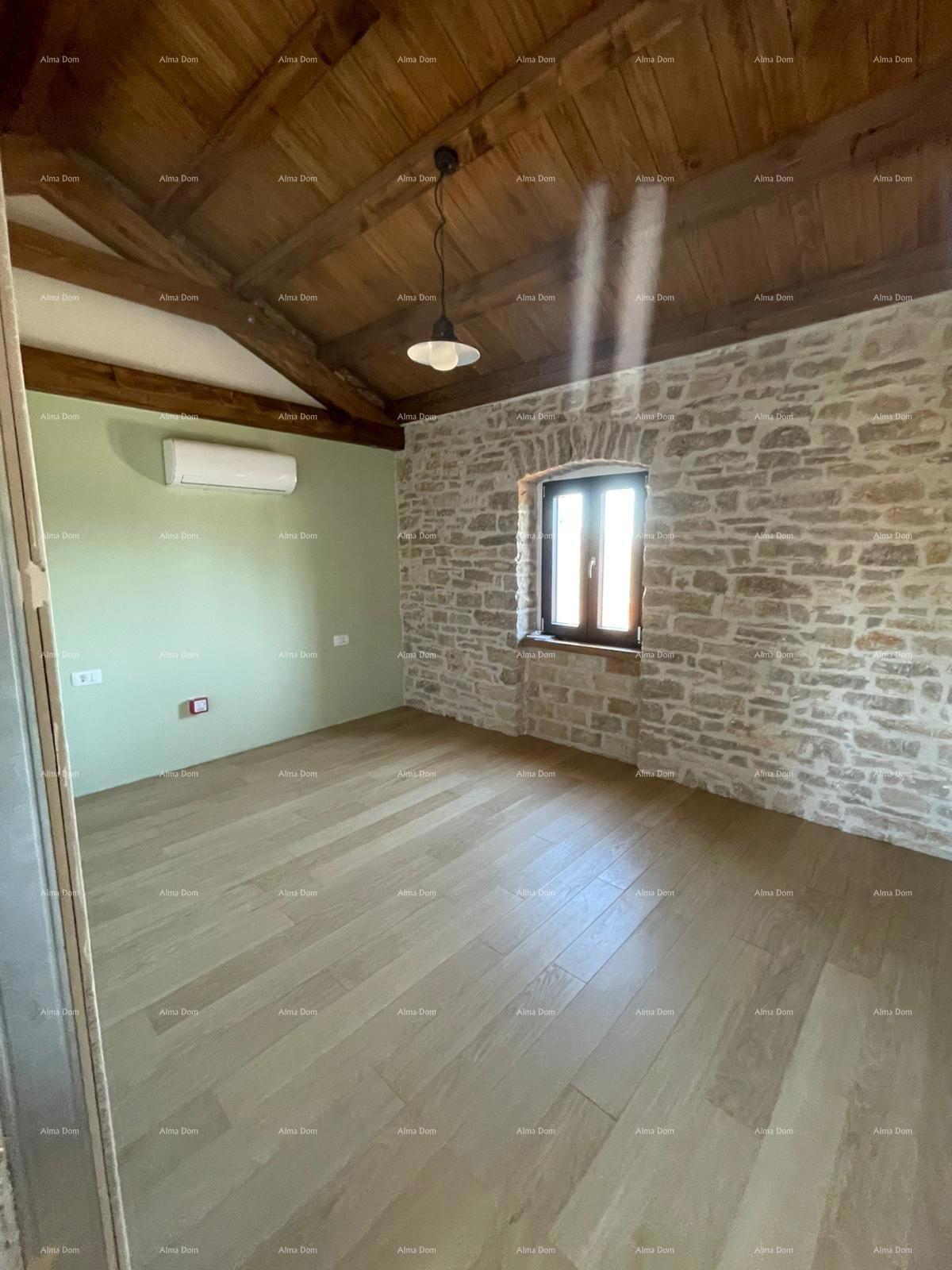 Renovirana istarska hiša s bazenom in dvoriščem – mirna lokacija, občina Barban