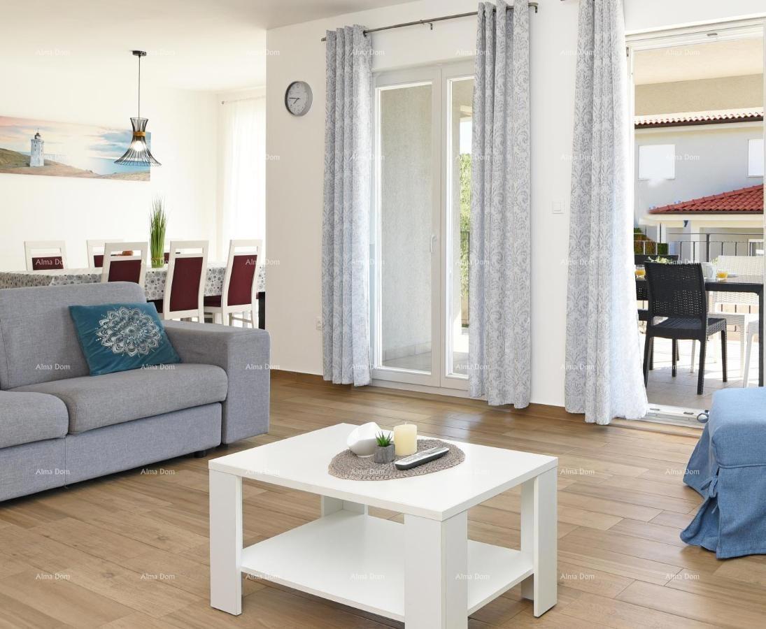 Raša – Vila s privatnim bazenom in vrtom