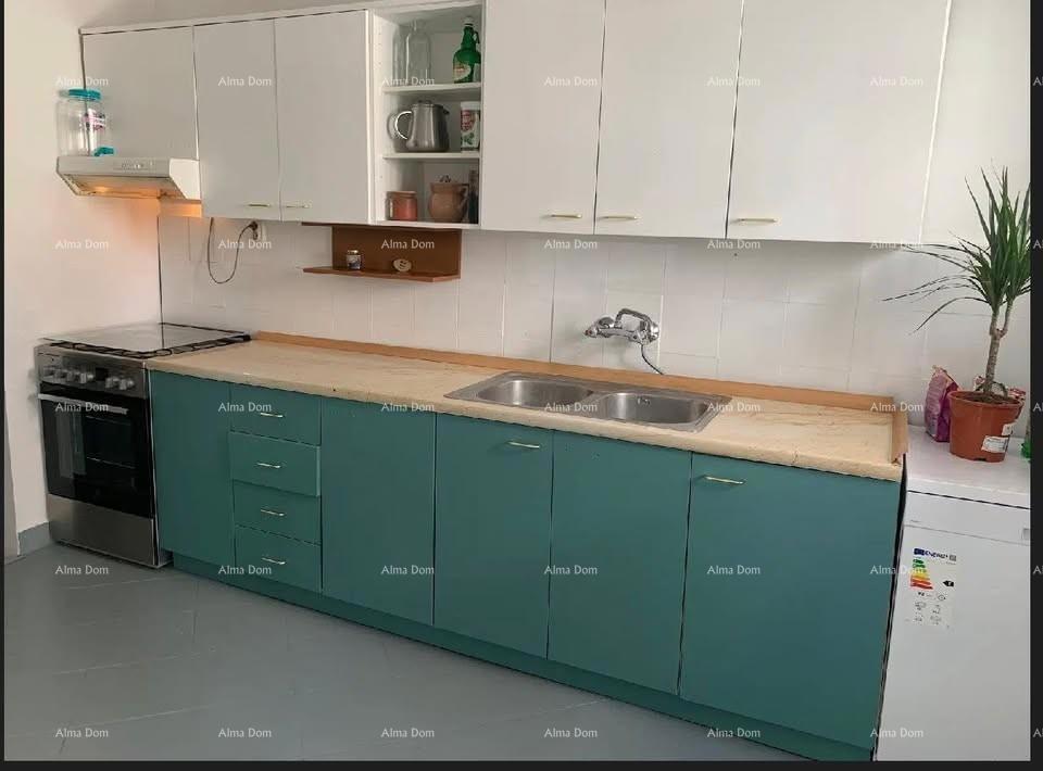 Hiša v centru Pule – 100 m od Arene