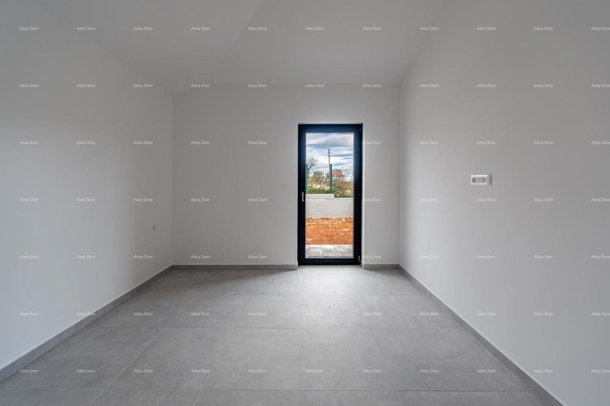 BARBAN, KOŽLJANI - Novogradnja / Dvojček, desni del. Ekološko naselje