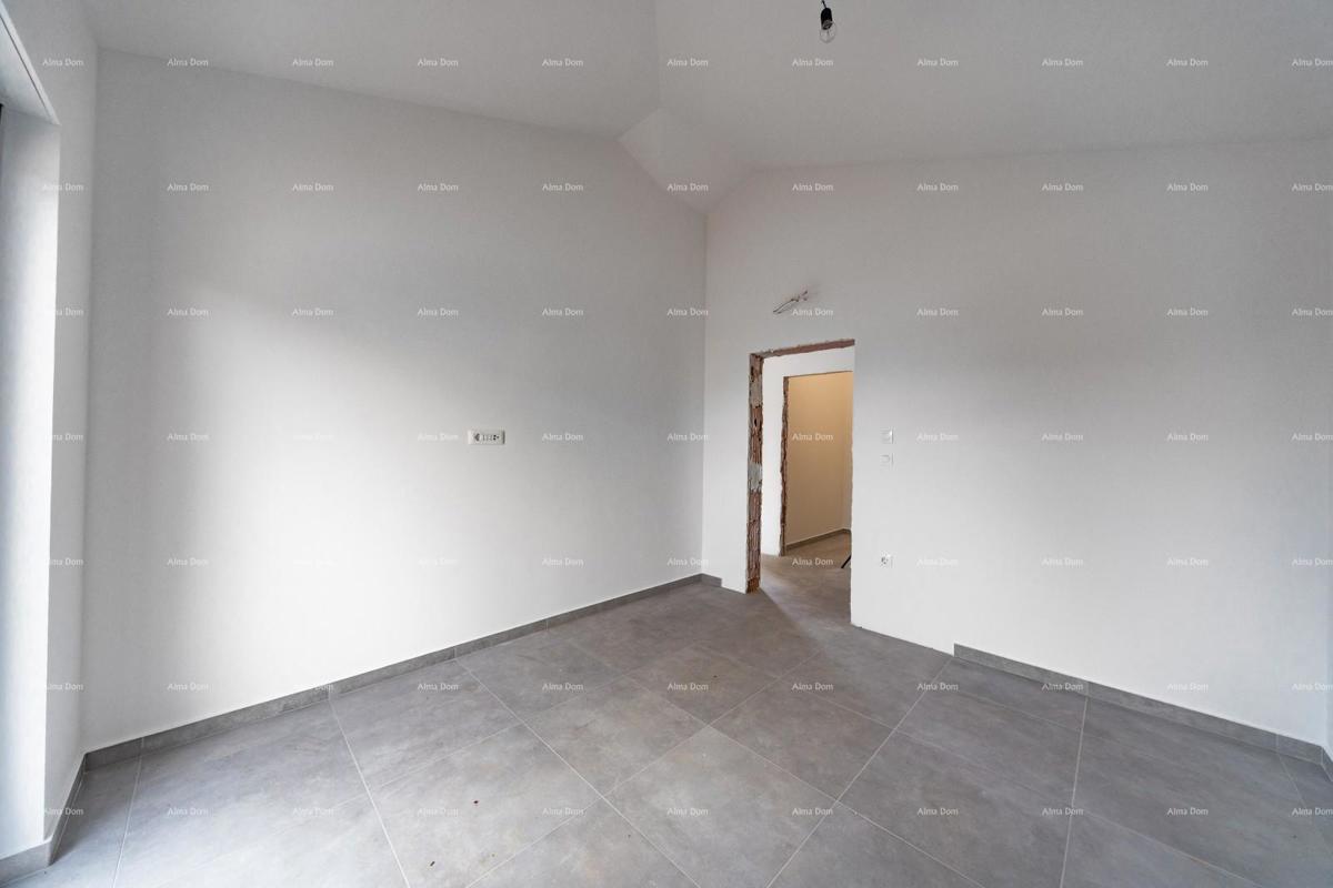 BARBAN, KOŽLJANI - Novogradnja / Dvojček, desni del. Ekološko naselje