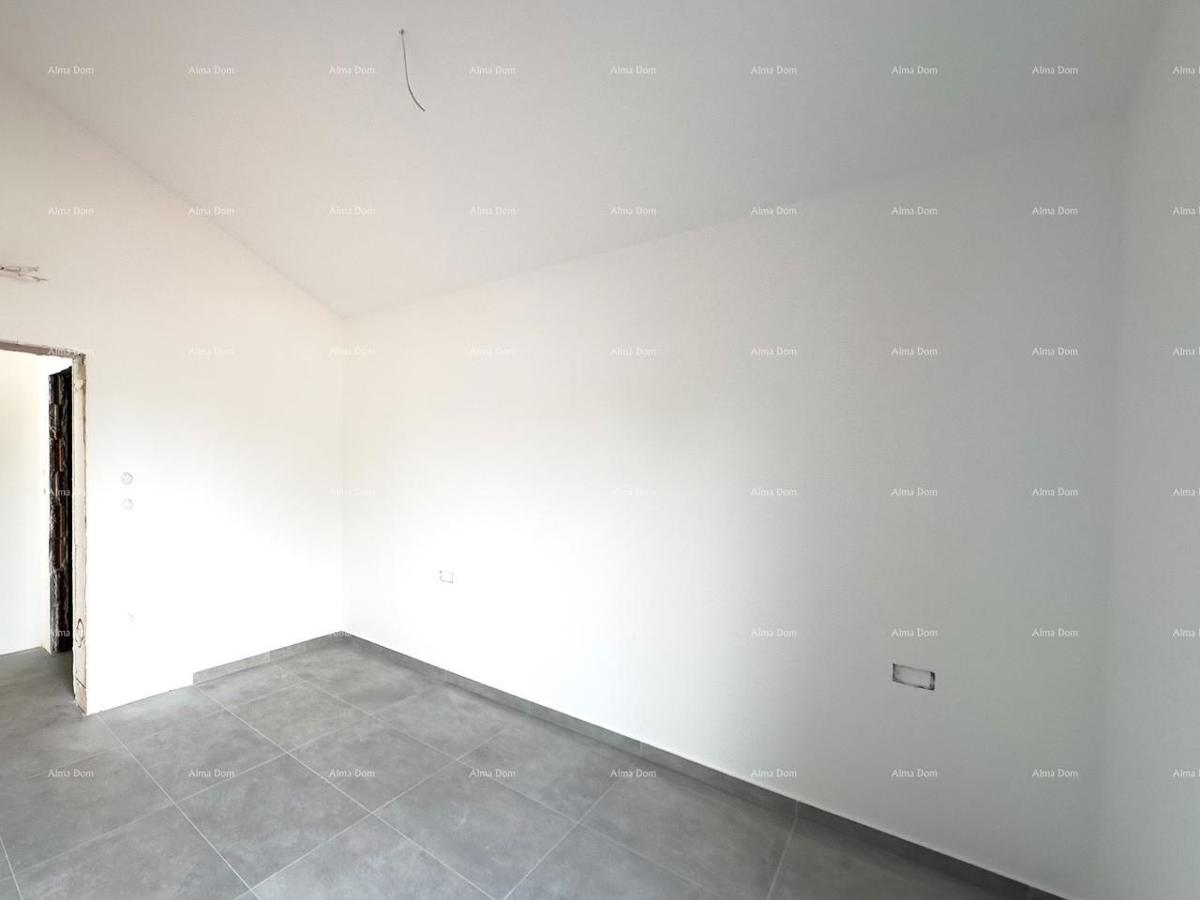 BARBAN, KOŽLJANI - Novogradnja / Dvojček, desni del. Ekološko naselje