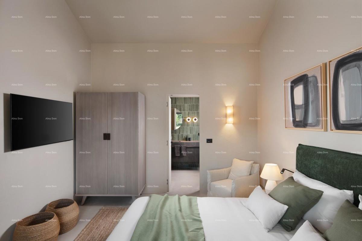 Prodaja moderne vile s bazenom in wellnessom, okolica Vrsarja!