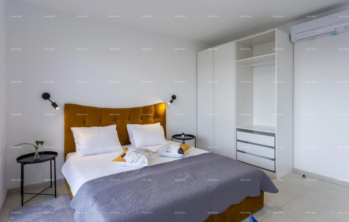 Moderna hiša v Medulinu, 800 m od centra in 150 m od morja – idealna za družino ali naložbo!