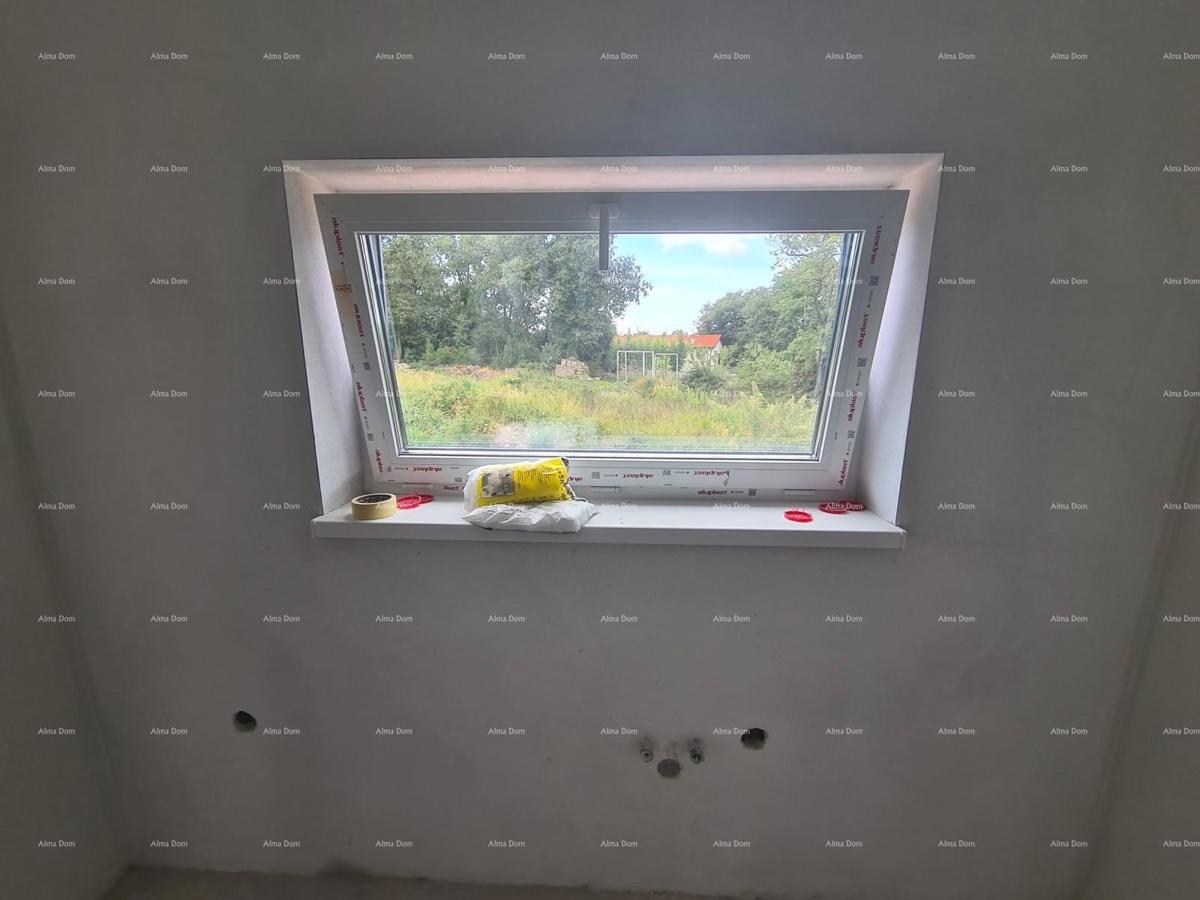 Na prodaju dvoetažni stan s vrtom v Ližnjanu