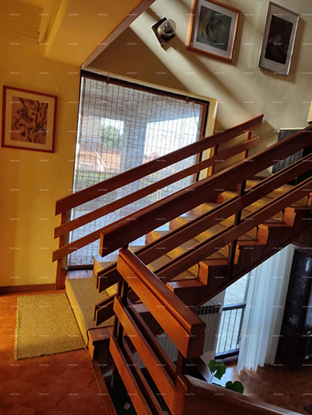 PULA – Škatari, družinska samostojna hiša z veliko parcelo