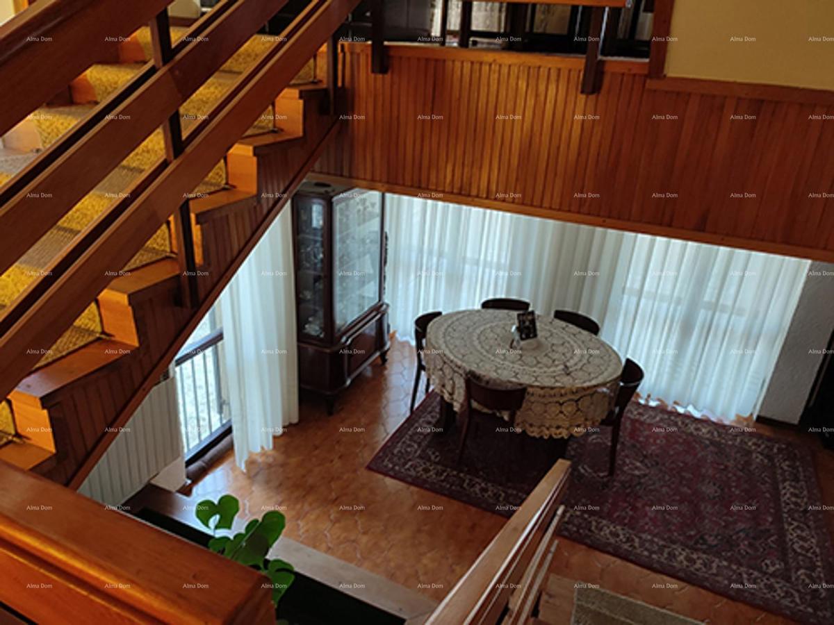 PULA – Škatari, družinska samostojna hiša z veliko parcelo