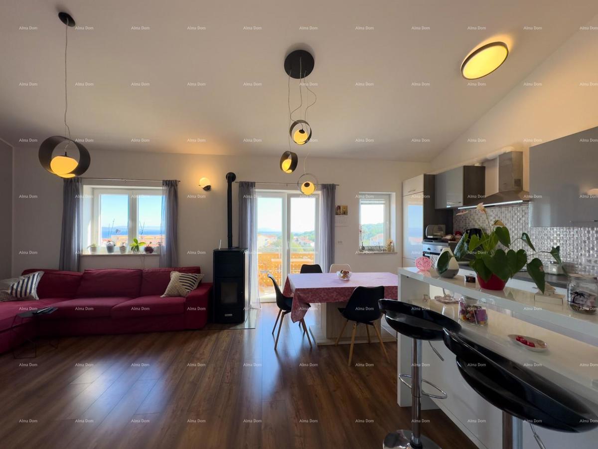 Prodajamo stanovanje s pogledom na morje!