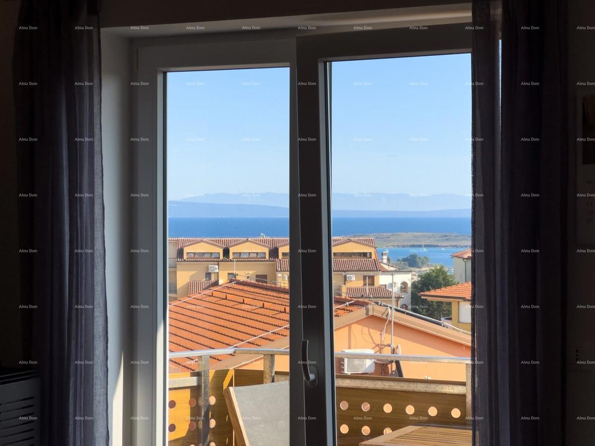 Prodajamo stanovanje s pogledom na morje!