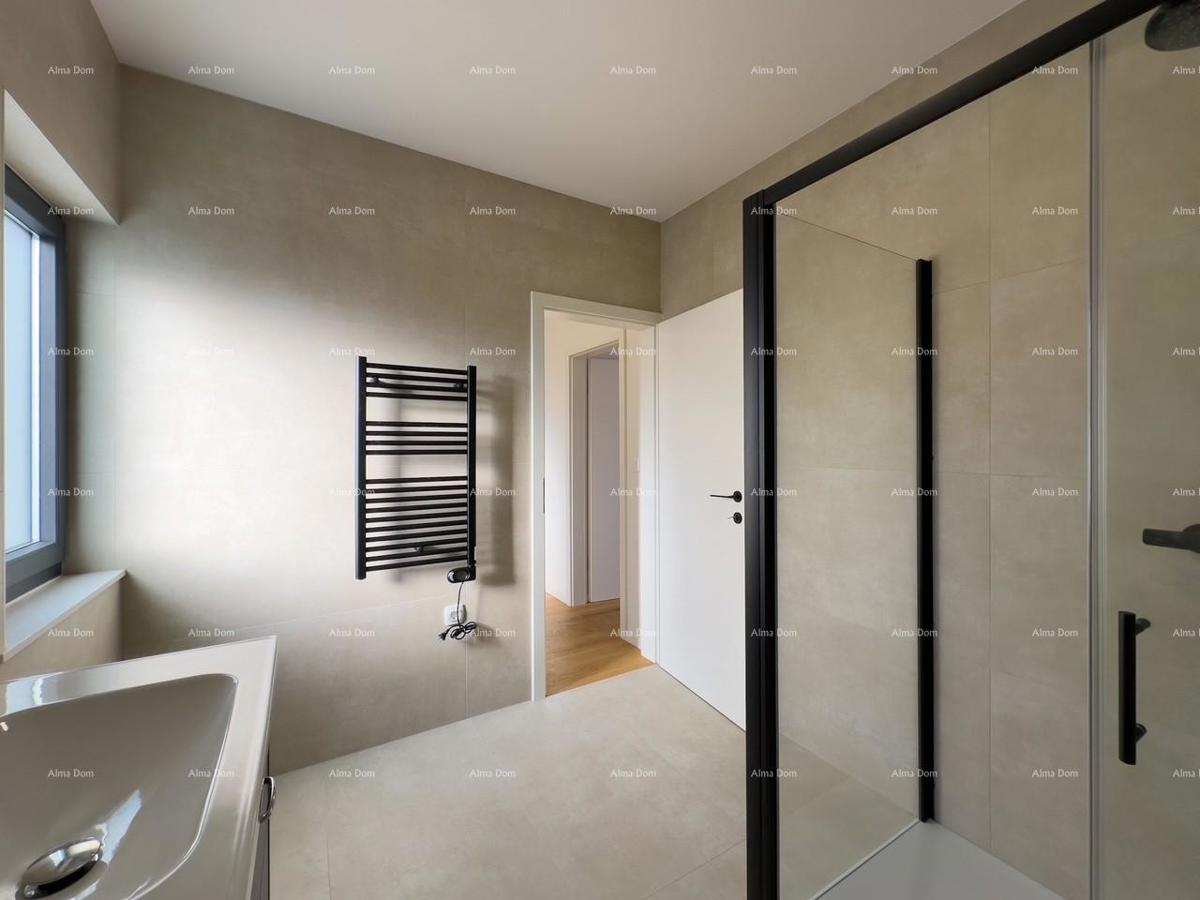 Prodaja novoizgrajene, moderno opremljene hiše s bazenom, Rakalj!