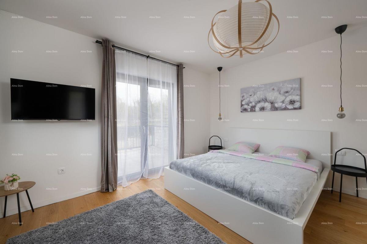 Prodaja novoizgrajene, moderno opremljene hiše s bazenom, Rakalj!